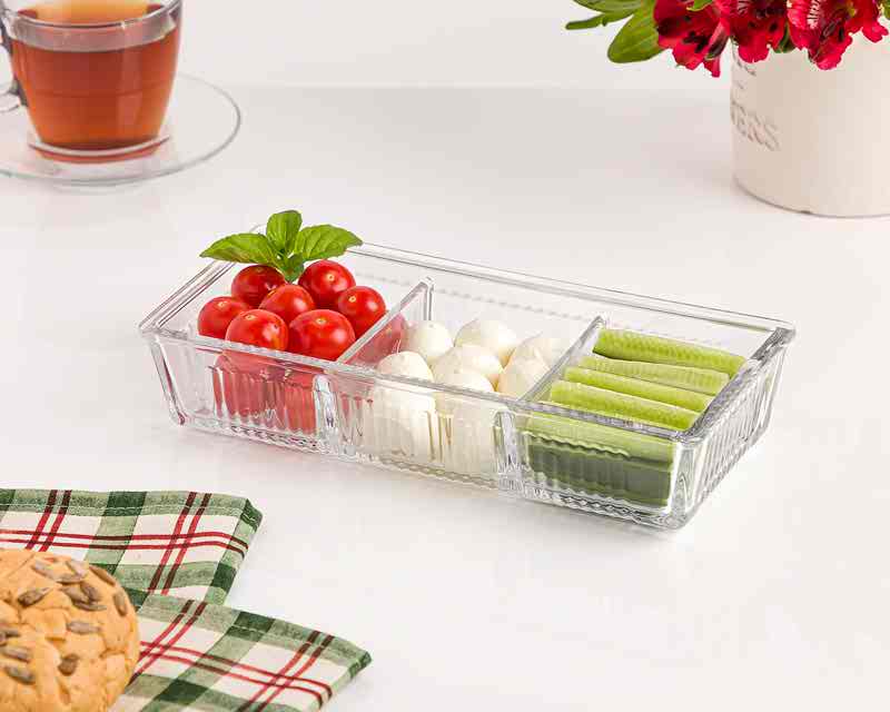 ظرف پذیرایی شیشه ای 