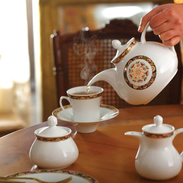 سرویس چینی 18 پارچه چای خوری شهرزاد چینی زرین گلدن گاردن