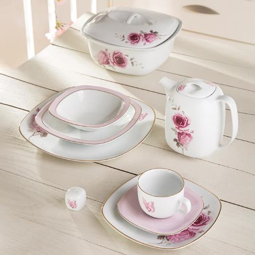 چیدمان چینی زرین سرویس 12 نفره کواترو چینی زرین طرح رزفلاور