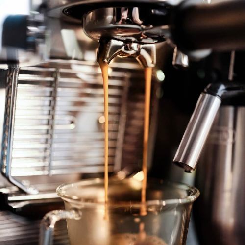 اسپرسوساز نیمه صنعتی دلونگی delonghi