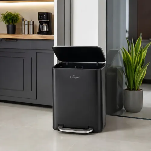 قیمت سطل زباله چهارگوش 20 لیتری مشکی یونیک UN2-4301 با آرام بند